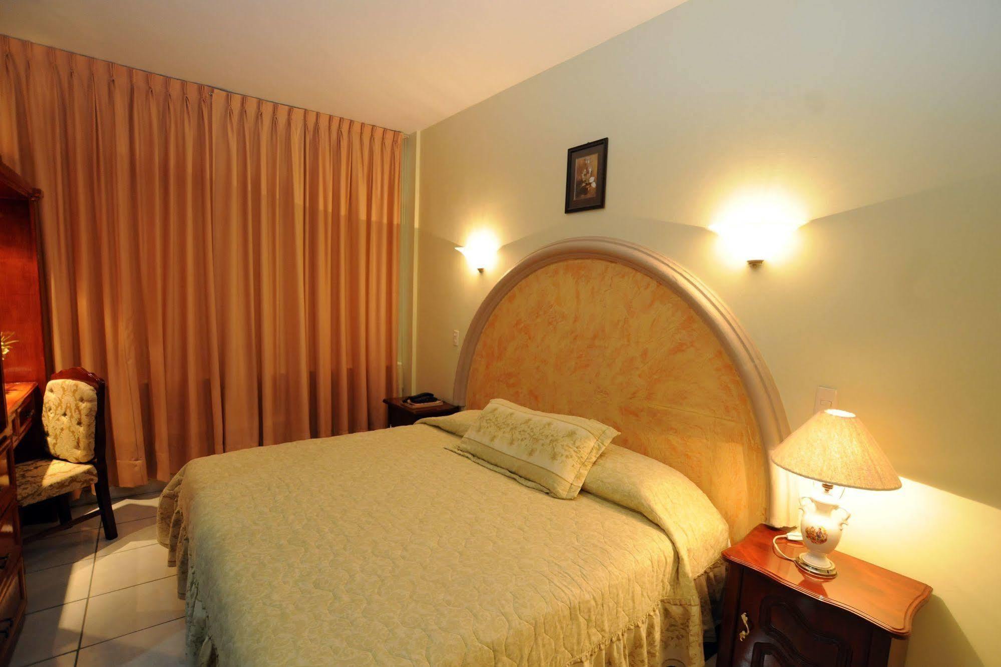 Hotel Plaza Sahuayo Dış mekan fotoğraf